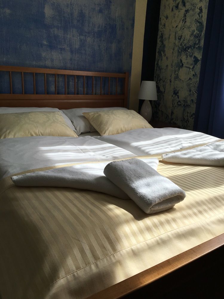 Wellness Penzion Vila Mery Poprad Ngoại thất bức ảnh