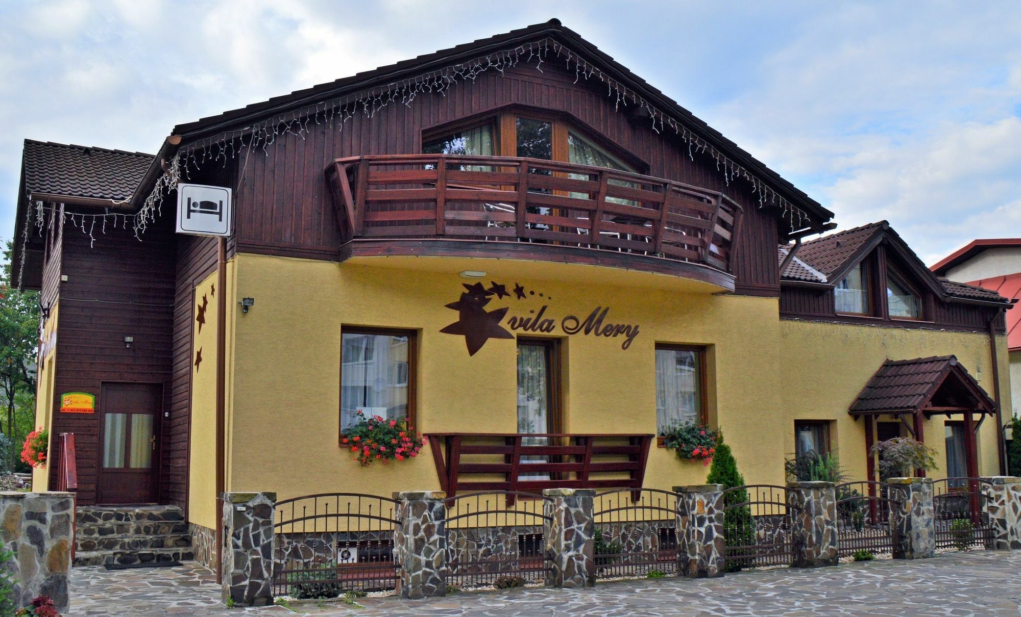 Wellness Penzion Vila Mery Poprad Ngoại thất bức ảnh