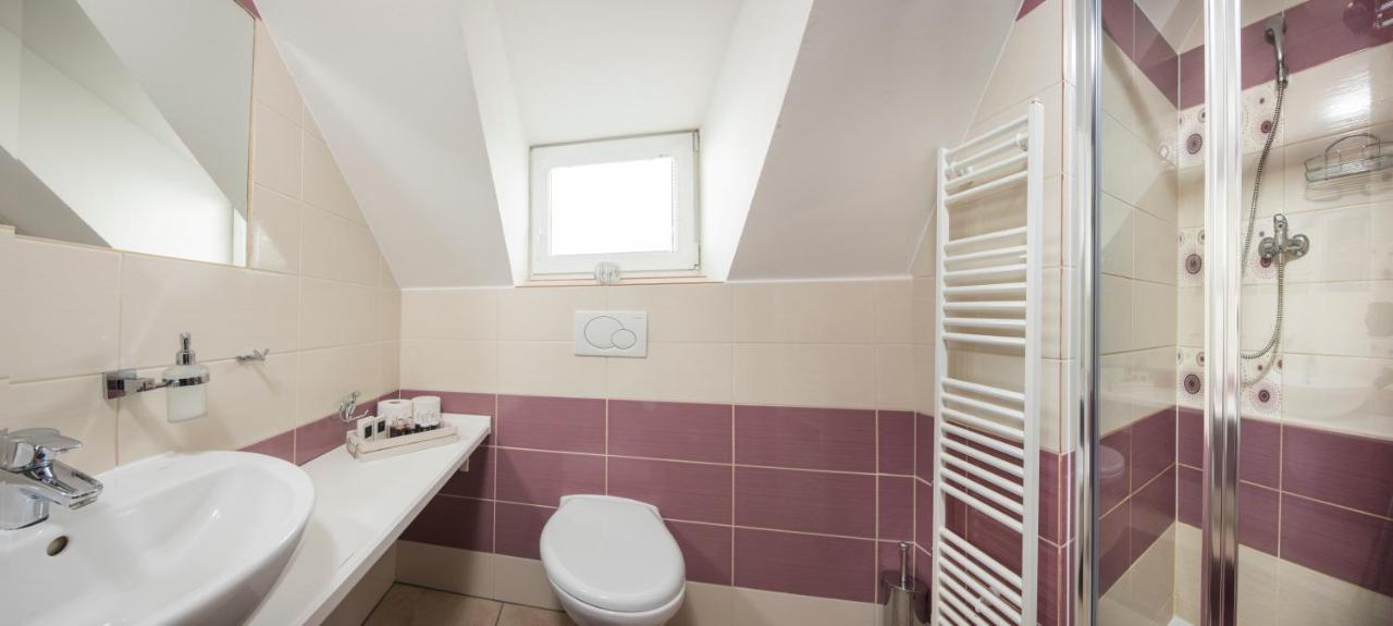 Wellness Penzion Vila Mery Poprad Ngoại thất bức ảnh