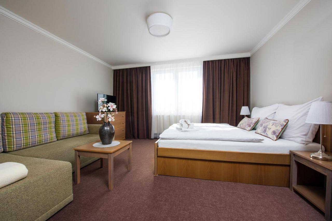 Wellness Penzion Vila Mery Poprad Ngoại thất bức ảnh